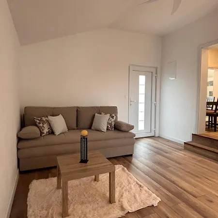 Casa de Férias House Roza *