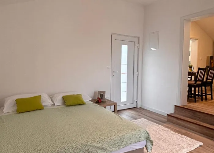 Σπίτι διακοπών House Roza *